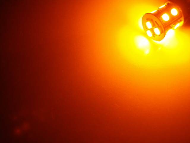 3chips 13連 SMD-LEDライト/ウェッジバルブ ダブル球(オレンジ発光)T20