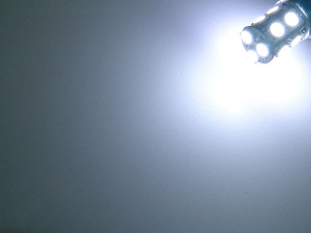 3chips 13連 SMD-LEDライト/ウェッジバルブ 点灯イメージ